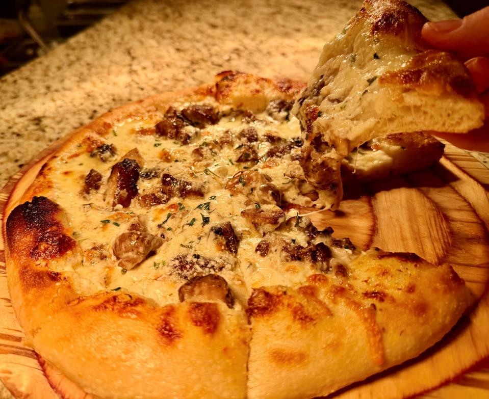 Paisano's Truffle Pizza