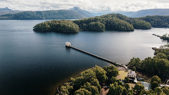 Pumphouse Point on Lake St Clair, Tasmania.