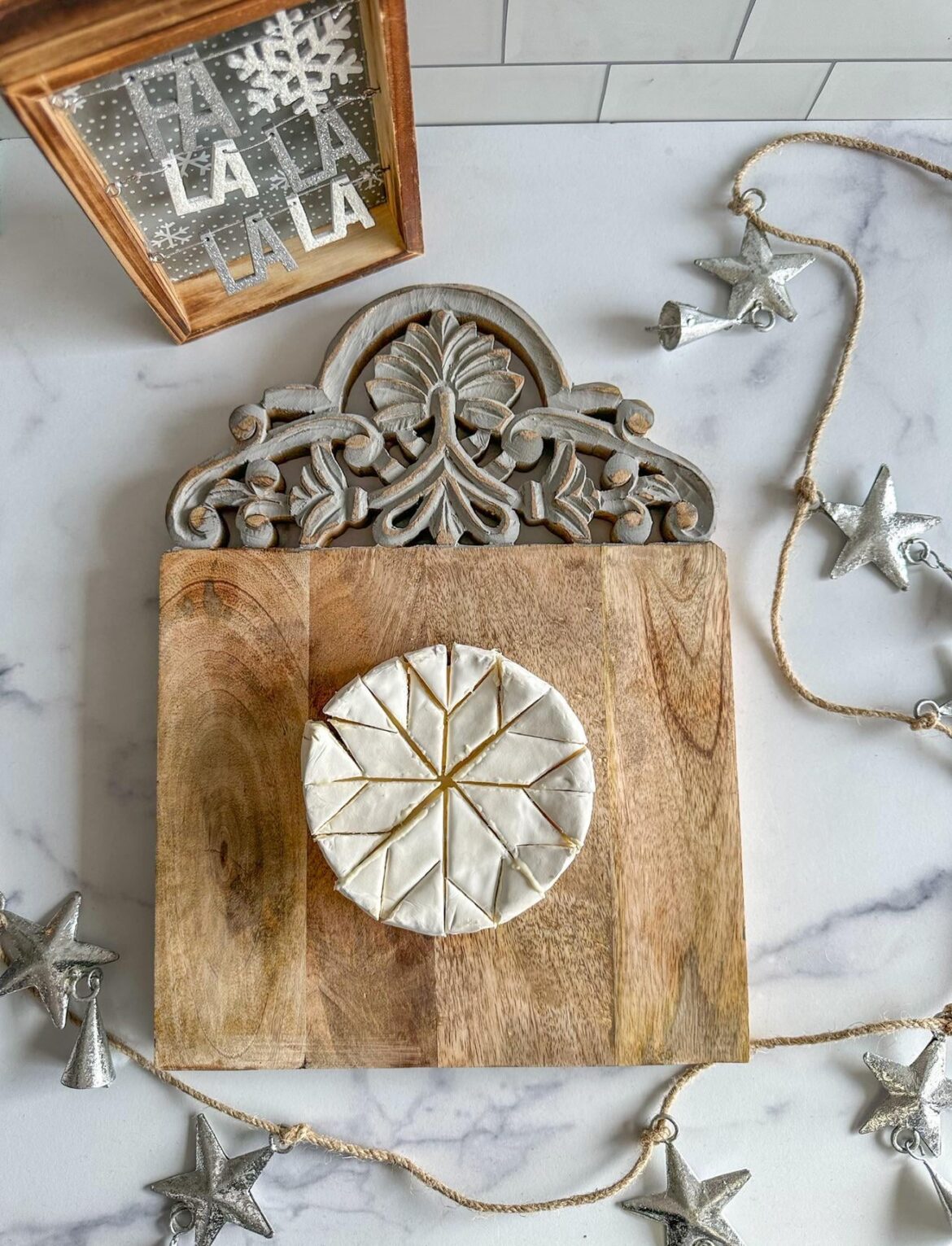 Brie Snowflake ❄️Tutorial Video on IG at @TheBoardLoon