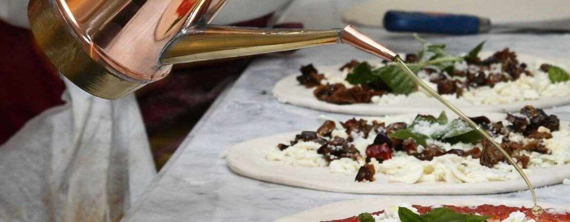 Italian Scientist Awarded Spoof Prize for His Research On Pizza