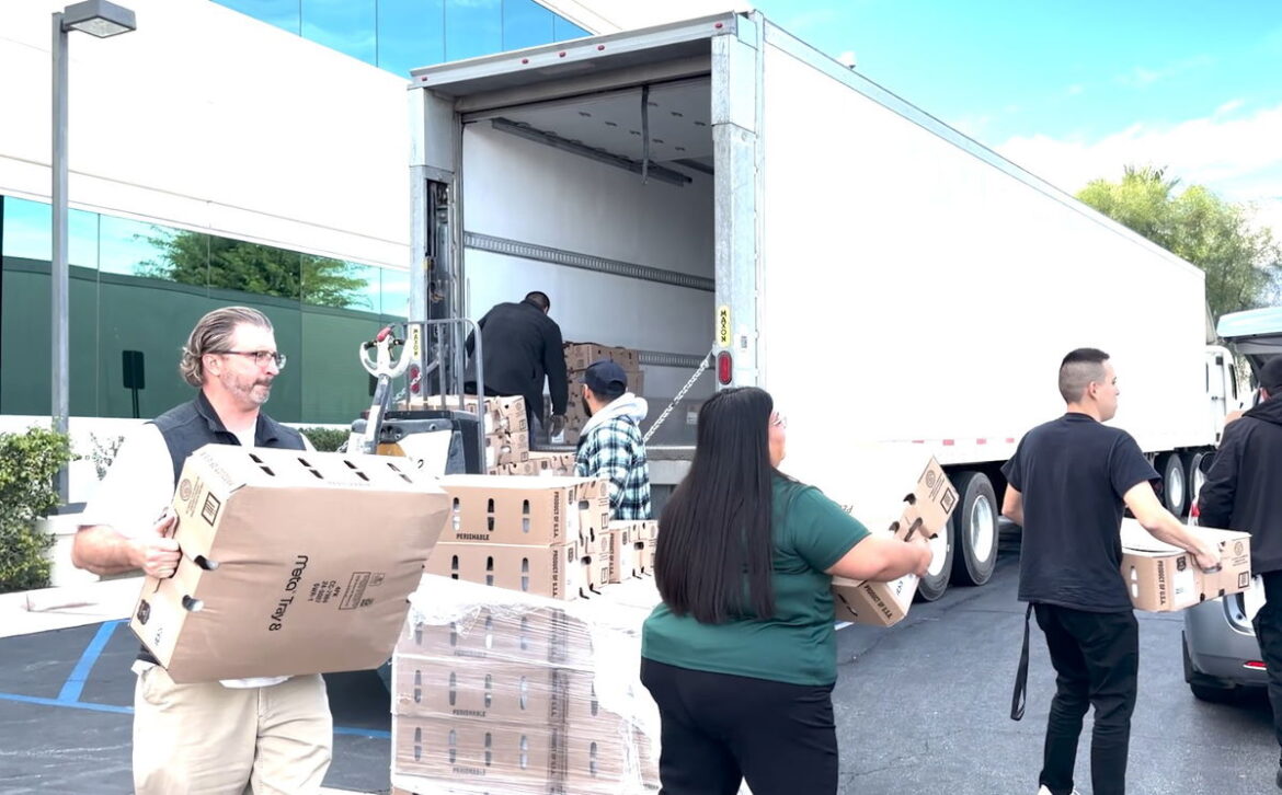 Agua Calientes donate 2,000 turkeys to local organizations for Thanksgiving meals
