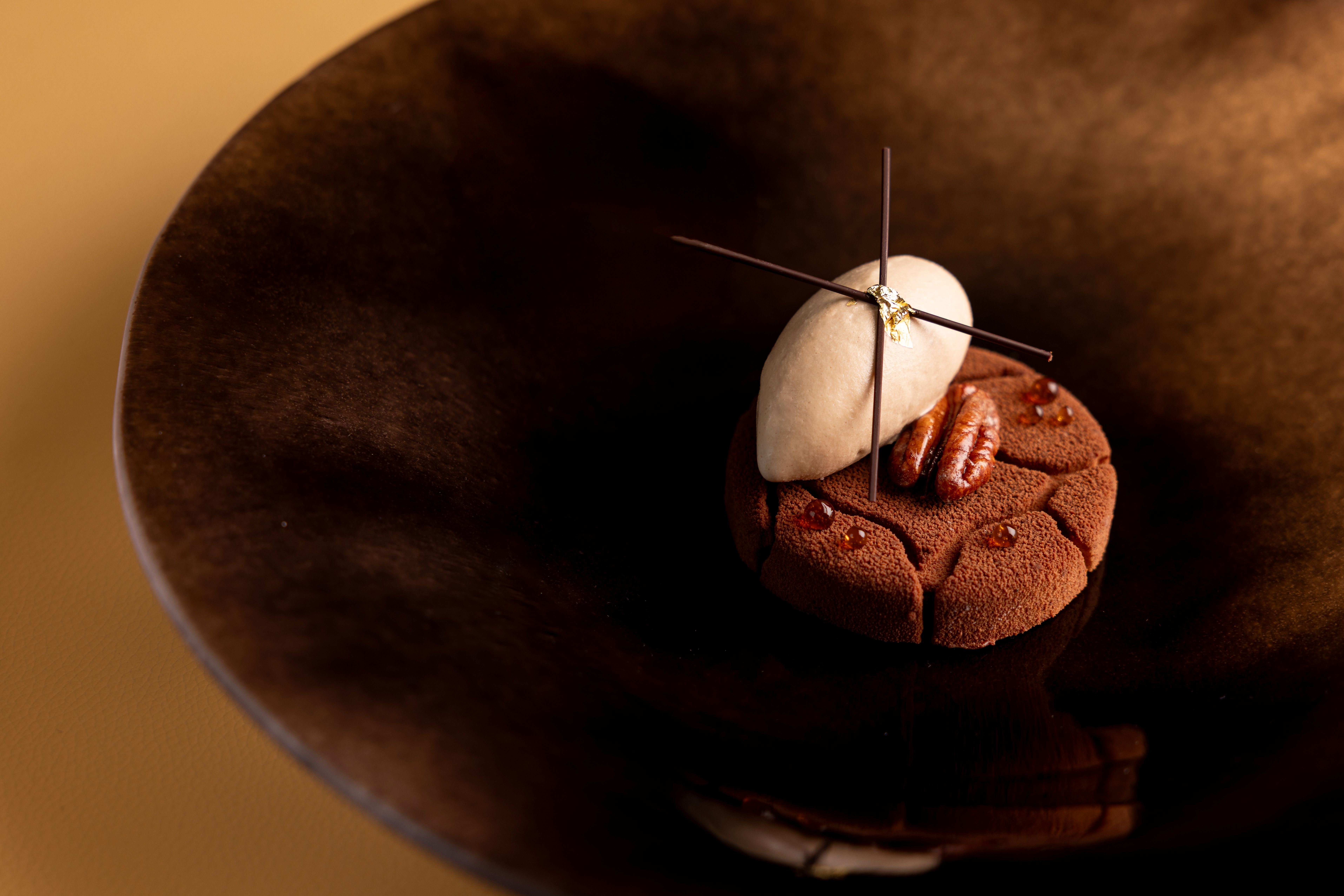 bonheur by matt abé london review