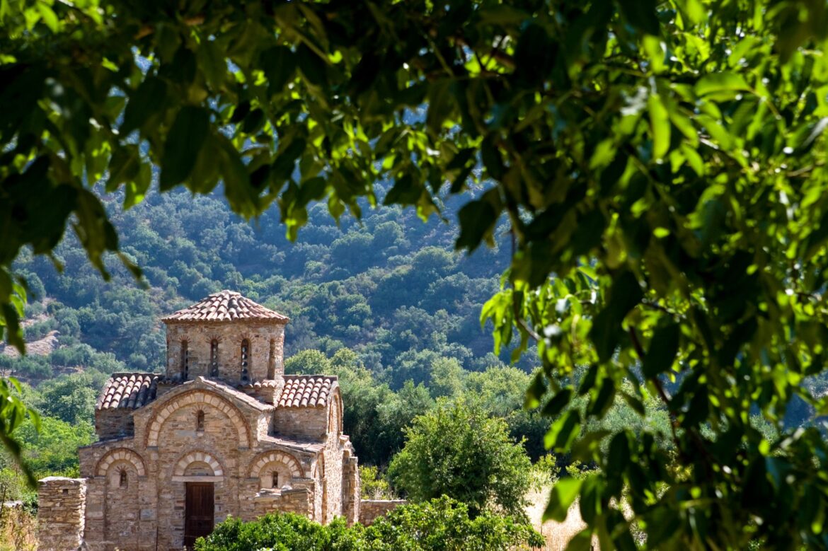 is it Cretan wine's time to shine?