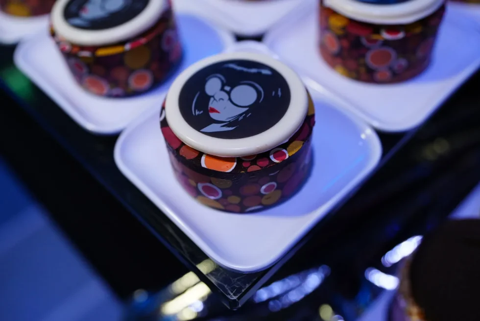 disney destiny, edna mode cupcake