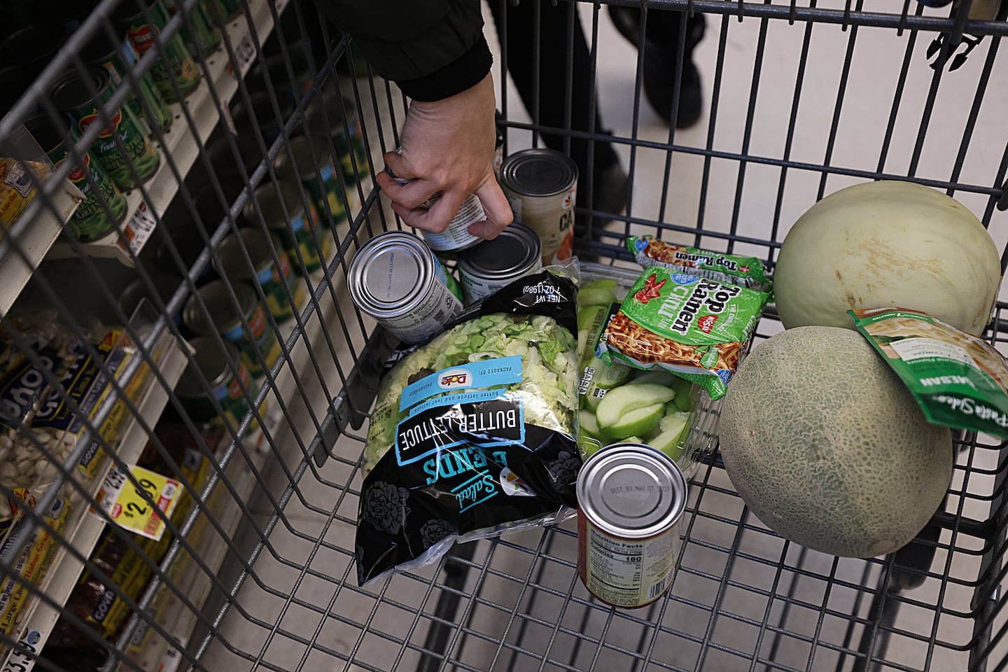 Dingman added items to her cart.