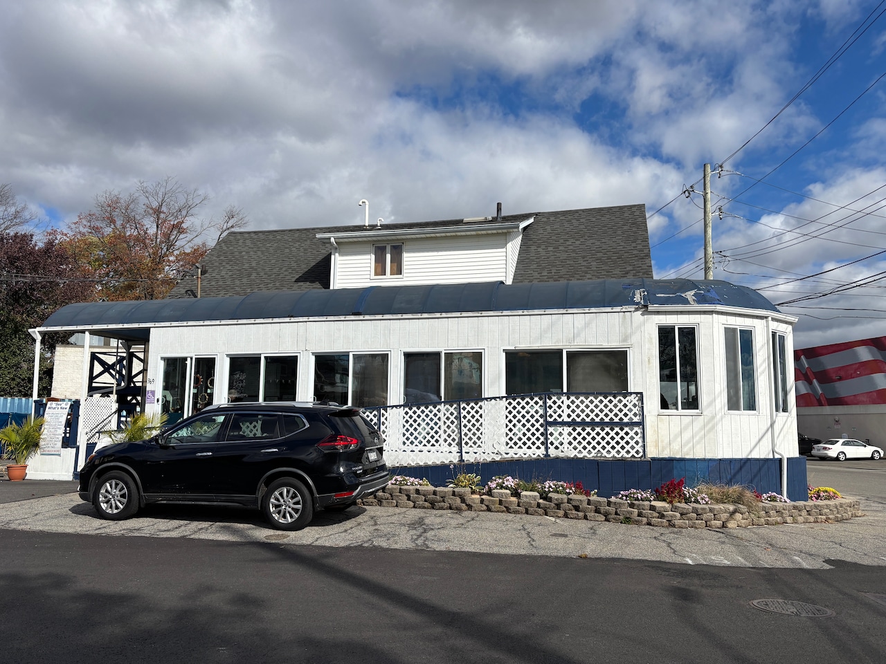 Magic Mike Lane and Cole's Dockside