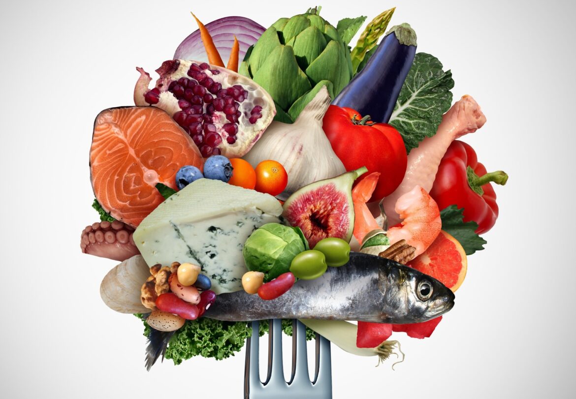 SNAP benefits fail to fund healthy diets for many Americans, study shows Study: An Analysis of the Affordability of Harvard, Mediterranean and DASH Eating Patterns for Individuals Enrolled in the Supplementary Nutrition Assistance Program (SNAP). Image Credit: Lightspring / Shutterstock