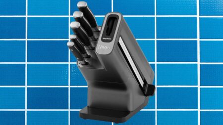 Ninja Foodi StaySharp Five Piece Knife Block on blue tile background