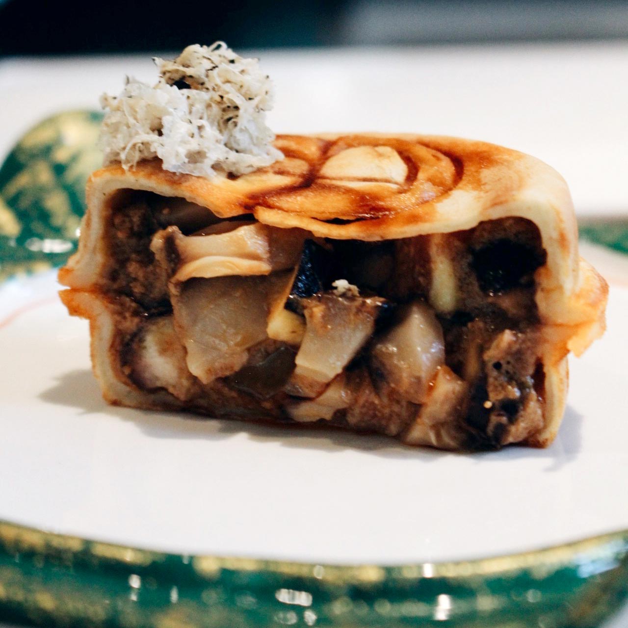  ChingYao Wang / O by Brush