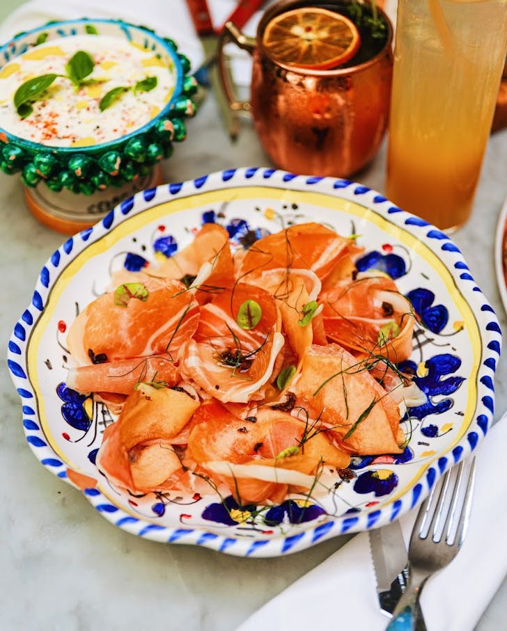 Ober Mamma Paris Italian restaurant