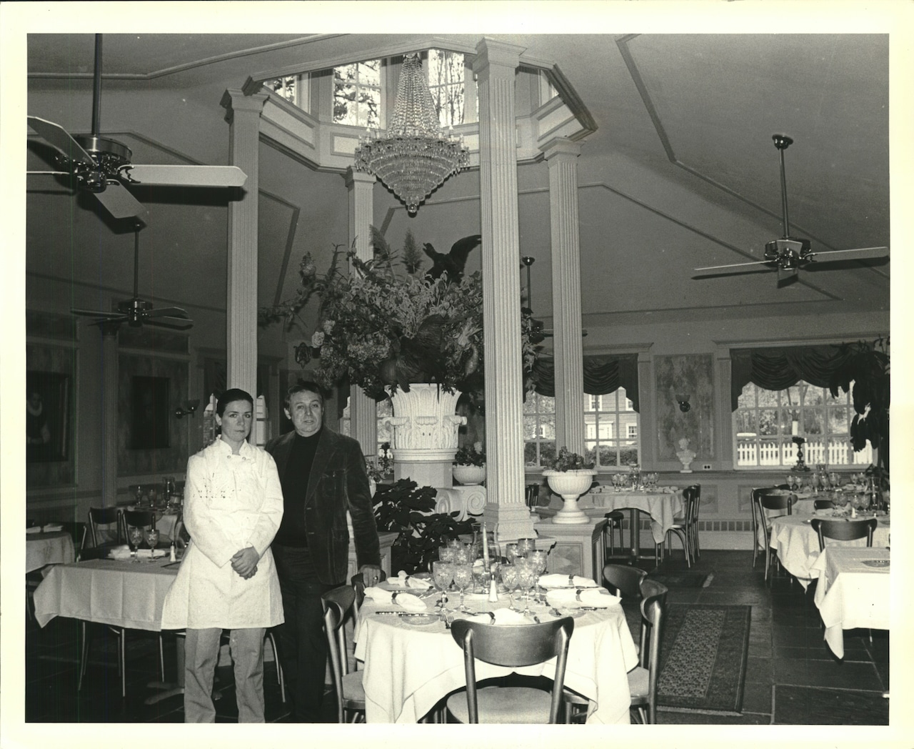 1987 Press Photo Burke's Landing Restaurant owner George Burke & chef, Rossville