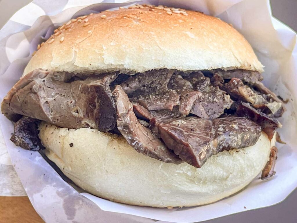 Panini con Meusa at Panini con la Milza in Palermo1