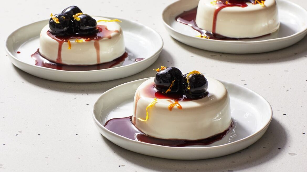 53 Valentine’s Day Desserts for Love at First Bite 53 Valentine’s Day Desserts for Love at First Bite