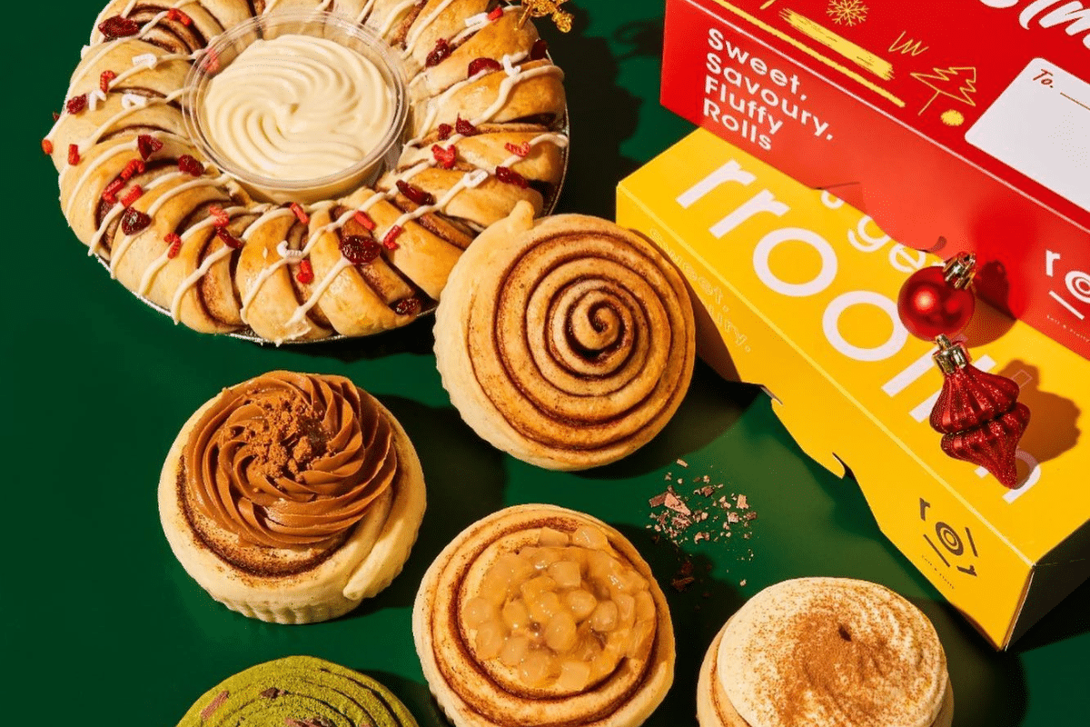 Rrooll cinnamon rolls in Singapore Christmas 2025