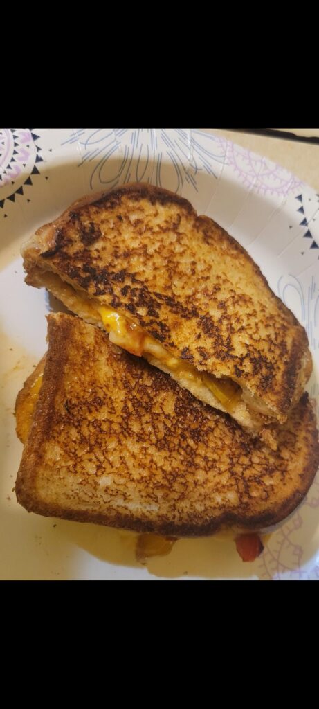 Pimento, swiss,sharp cheddar, gr.bell pepper.