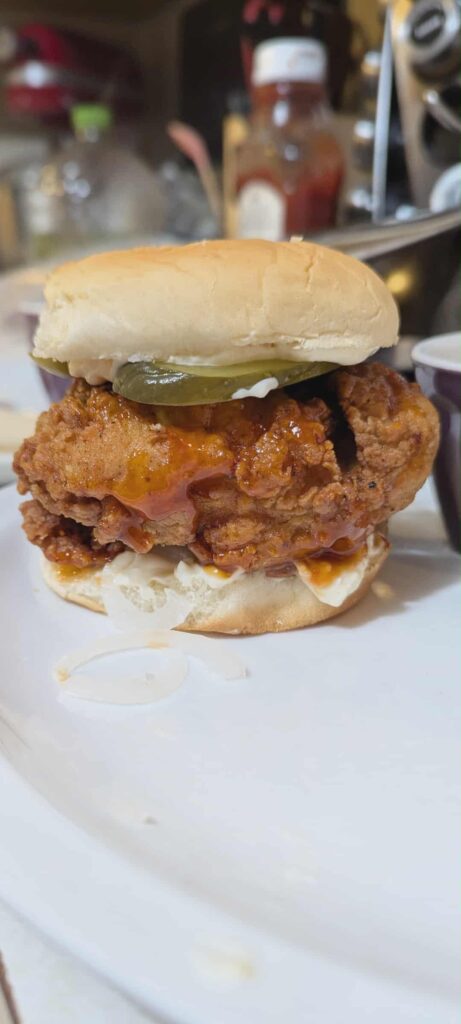 [Homemade] spicy chicken sandwich.
