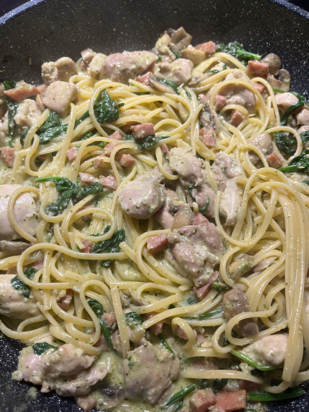 Chicken and bacon linguine