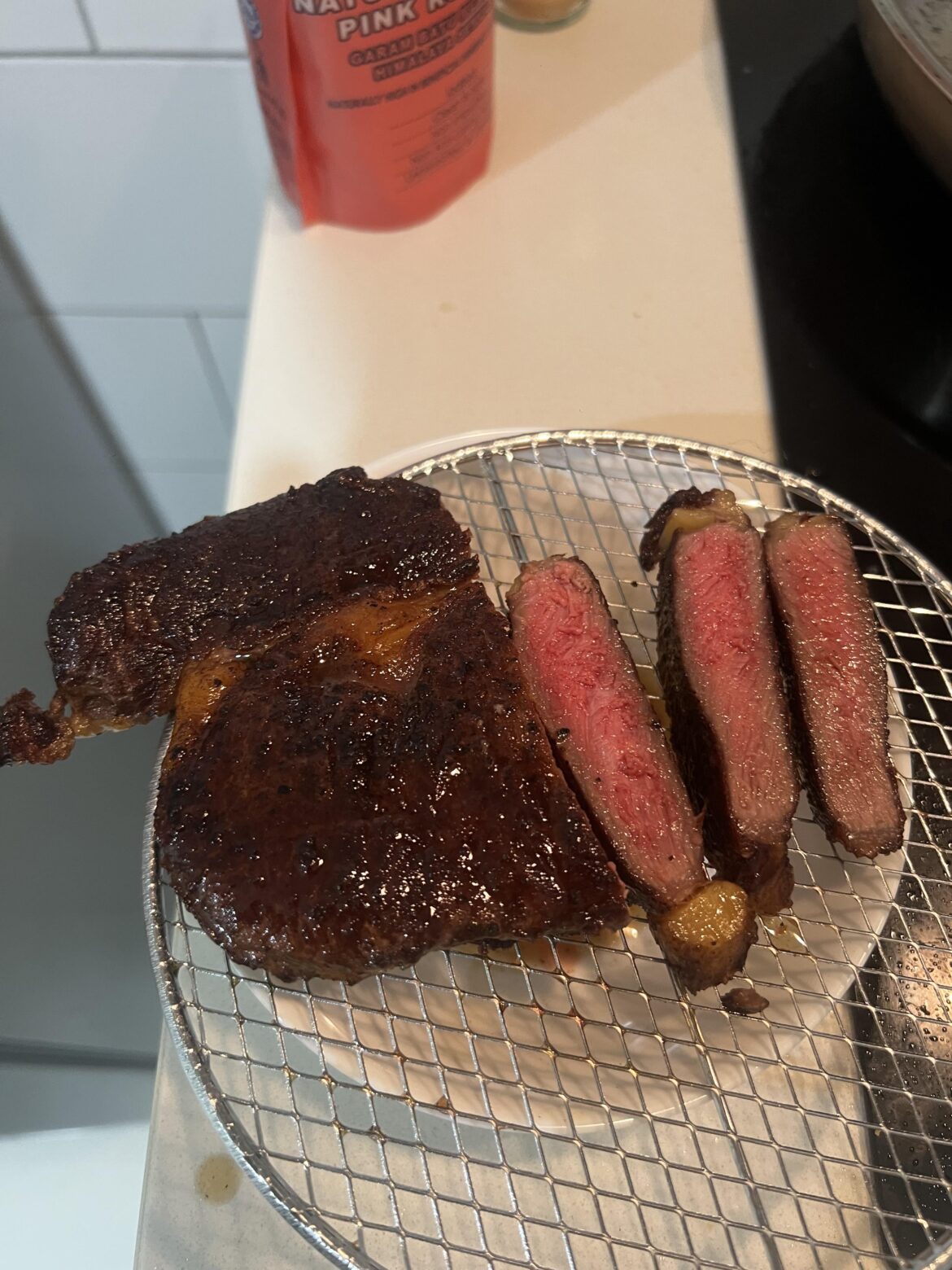 First time cooking steak how’d i do. Im kinda proud icel