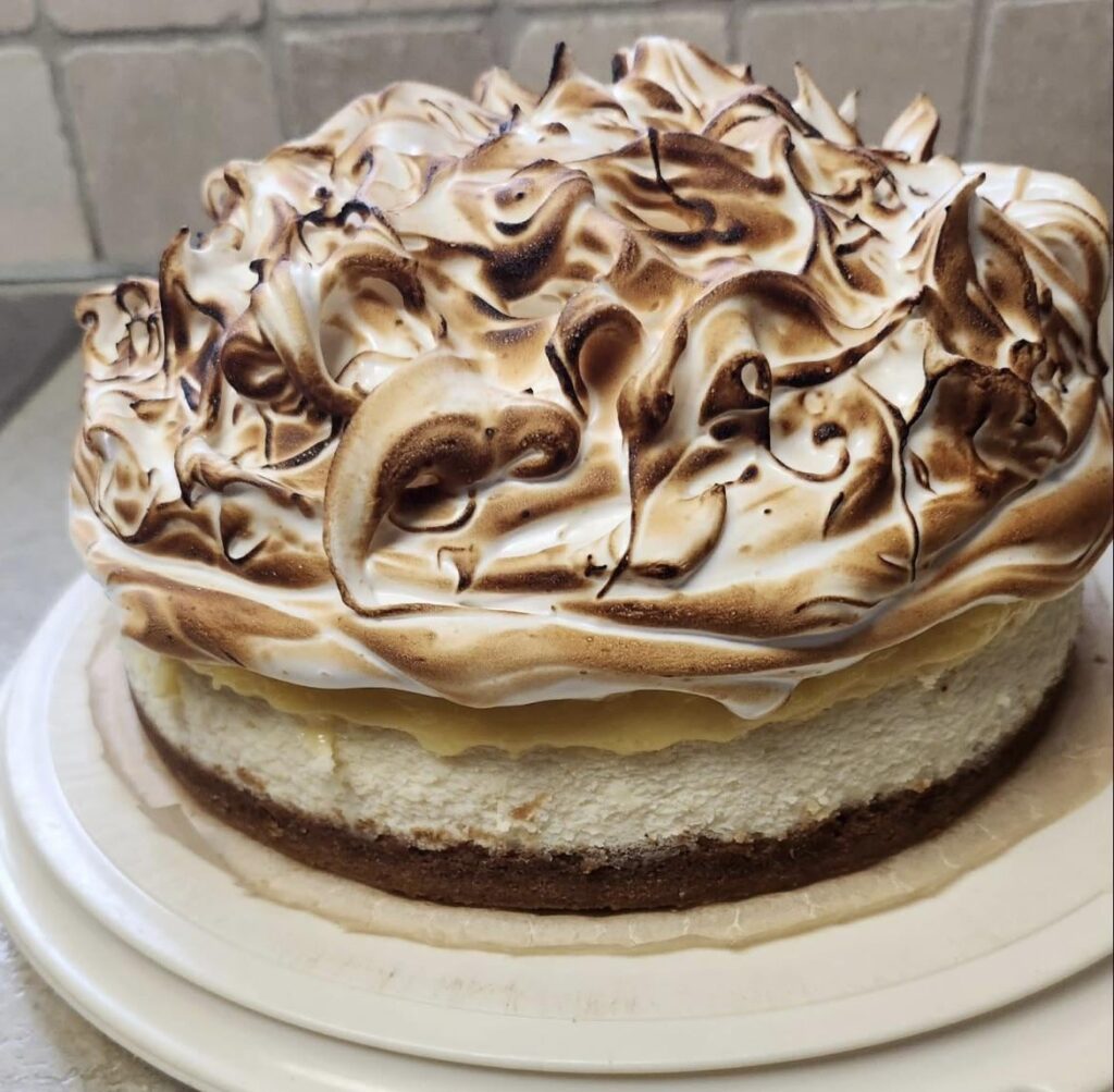 Lemon meringue cheesecake