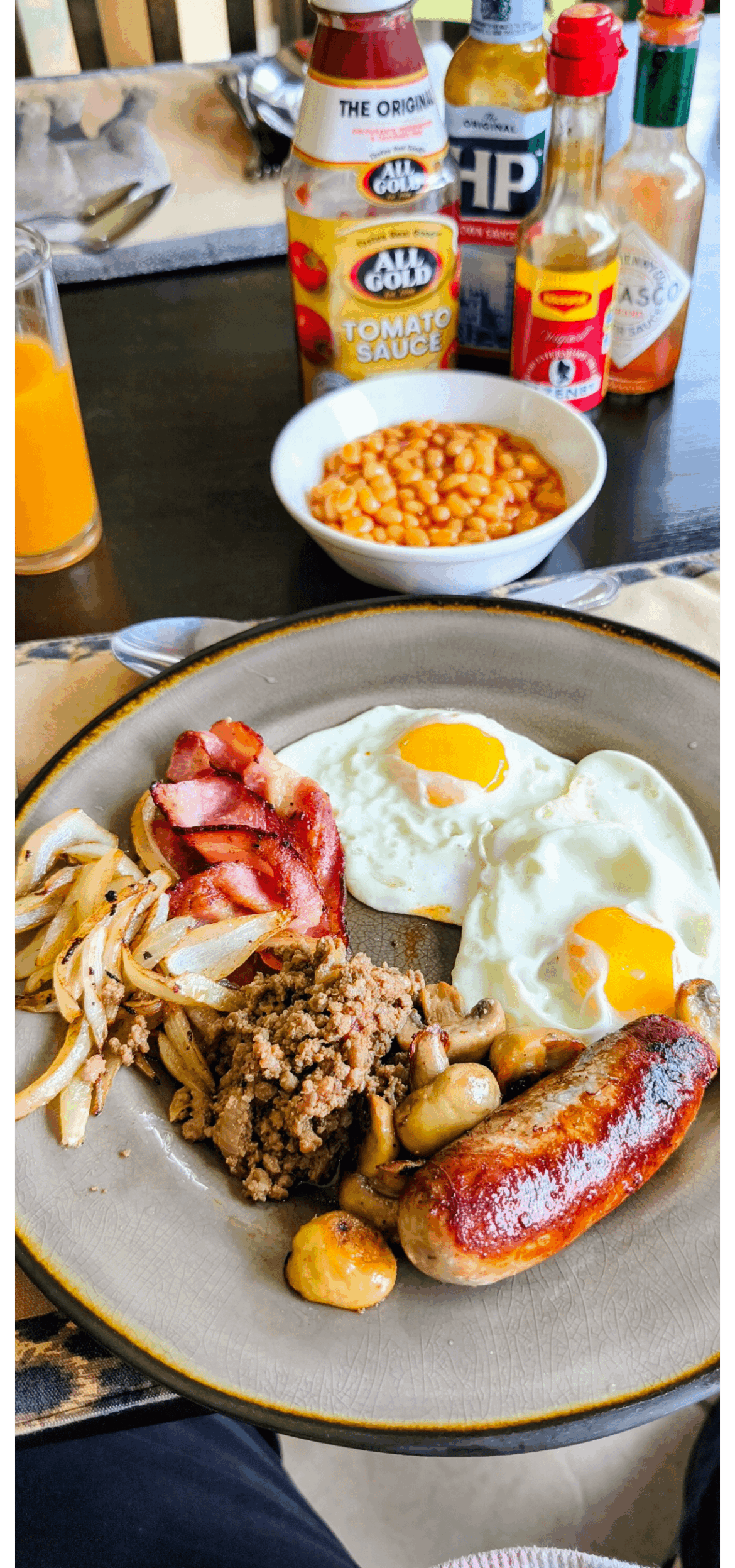 The "Full South African". Fry up at my lodgings in Midrand along which came with spiced beef mince