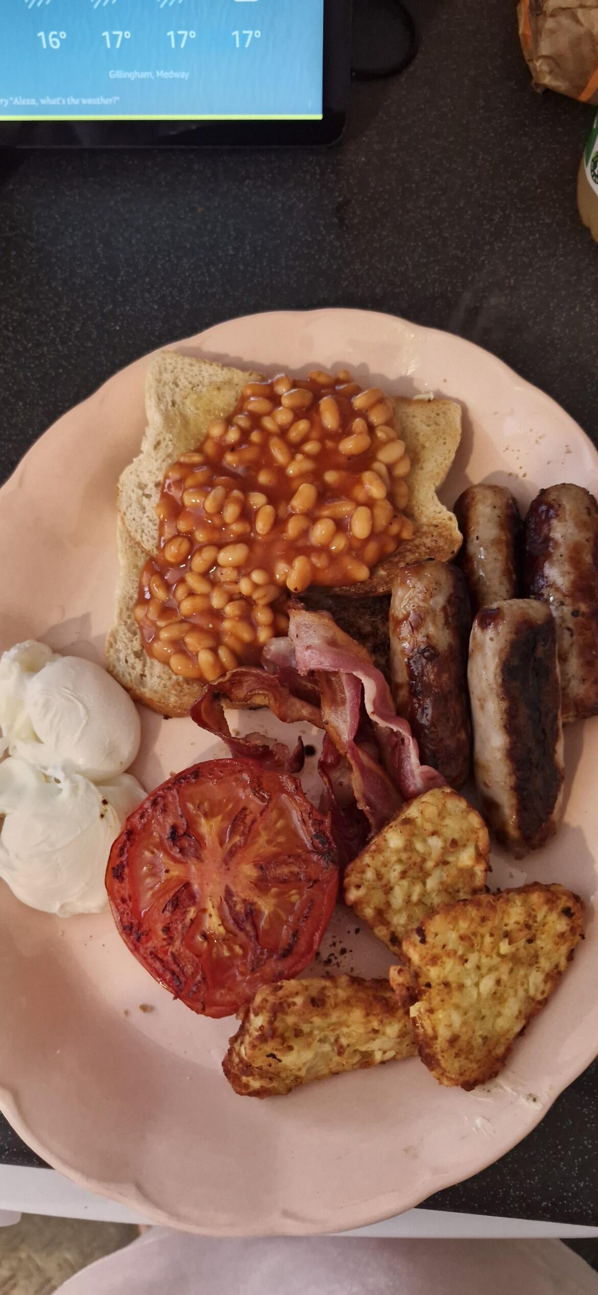 I made a full english for my Newzeland boyfriend!