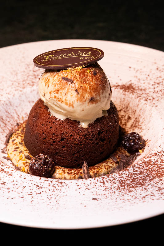 Bella Vita Bistro, an elegant Italian restaurant in Shanghai.