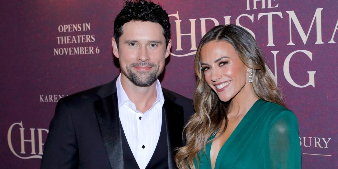 Virgin River's Benjamin Hollingsworth is in a New Christmas Movie