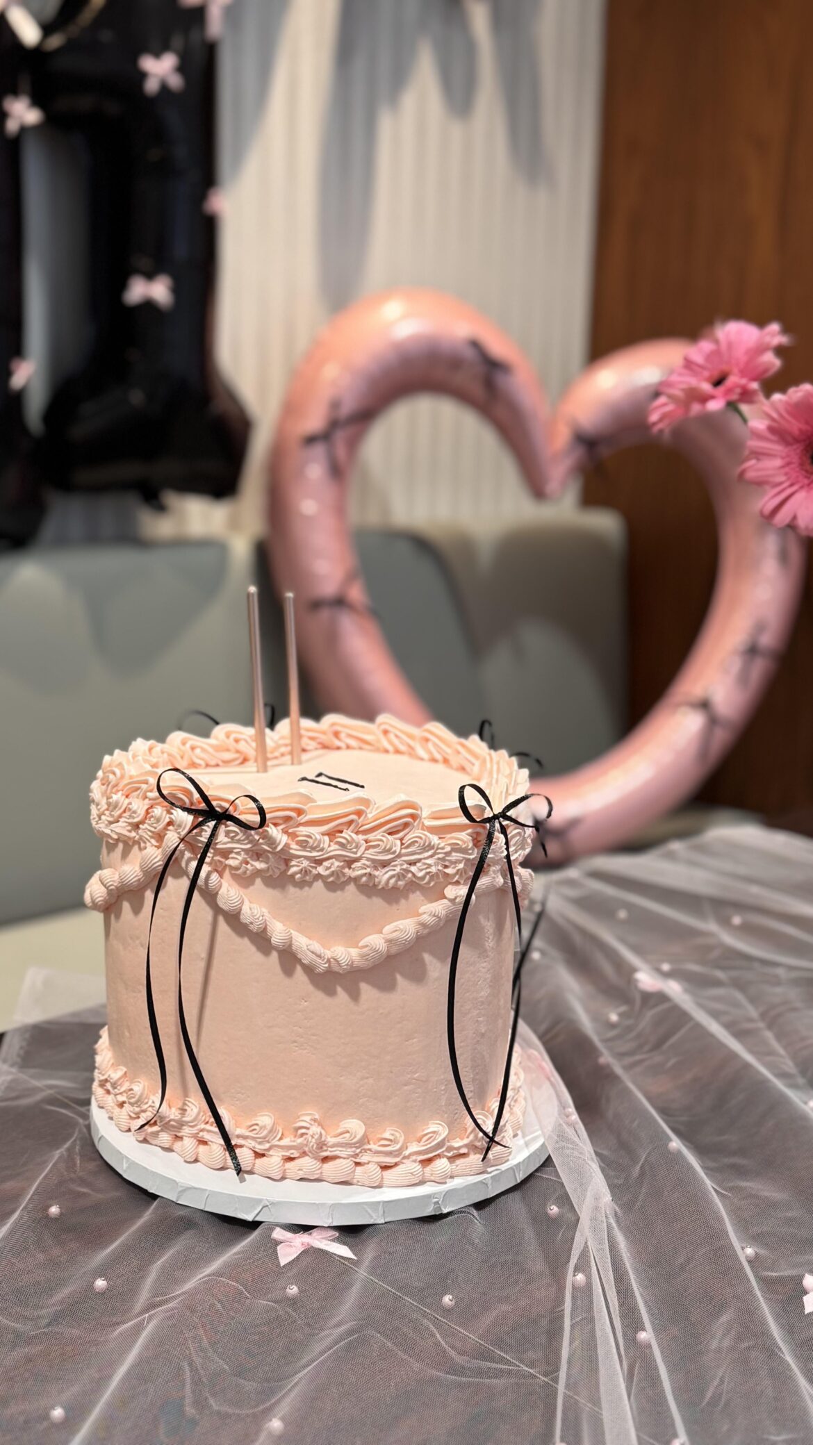 Trendy style cake🩷