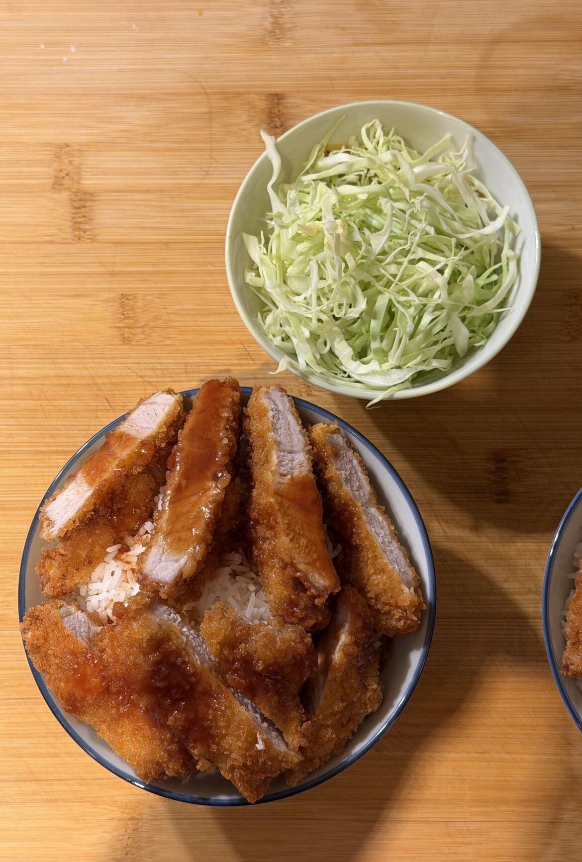 Homemade tonkatsu, came out almost perfect, sauce was homemade too ✨