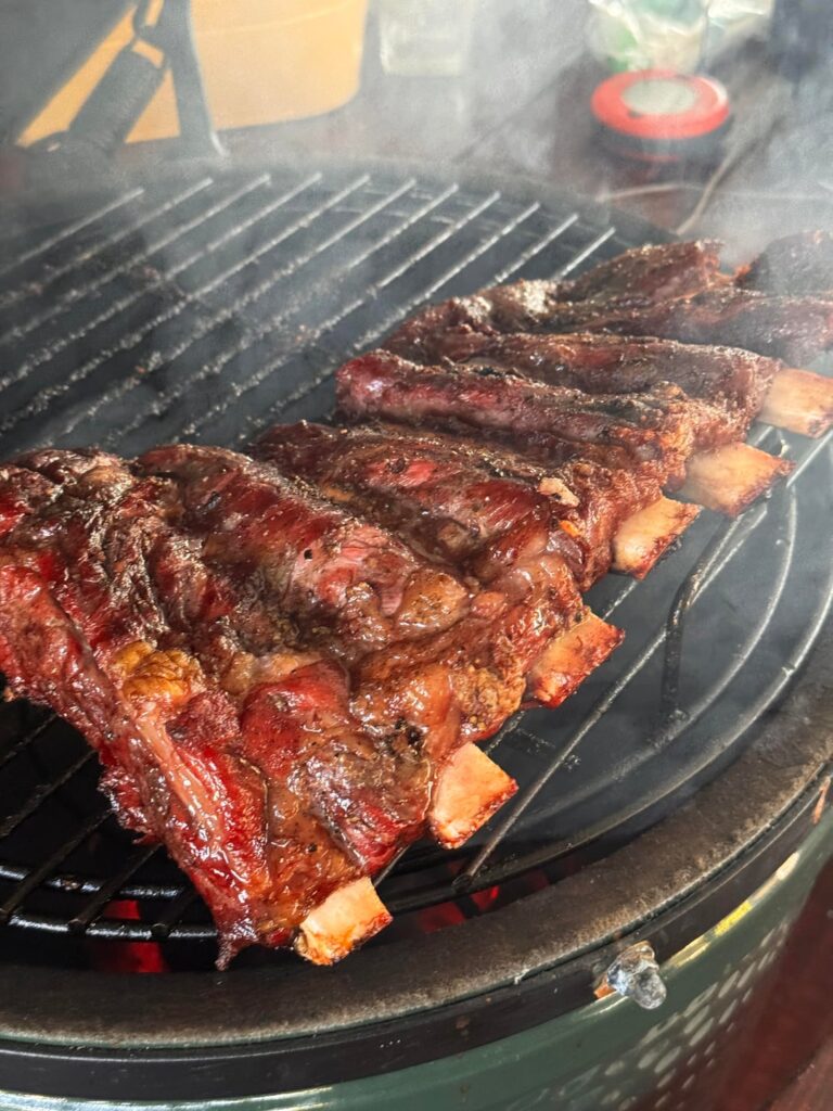 Beef ribs on the egg
