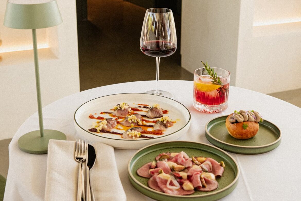 "It’s about how much love you put in your food." Monelli brings family-run all day Italian to Burns Beach