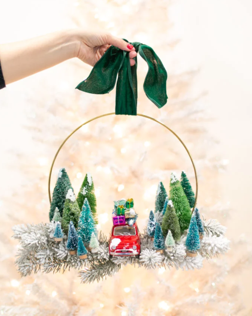 christmas decoration ideas vintage car wreath