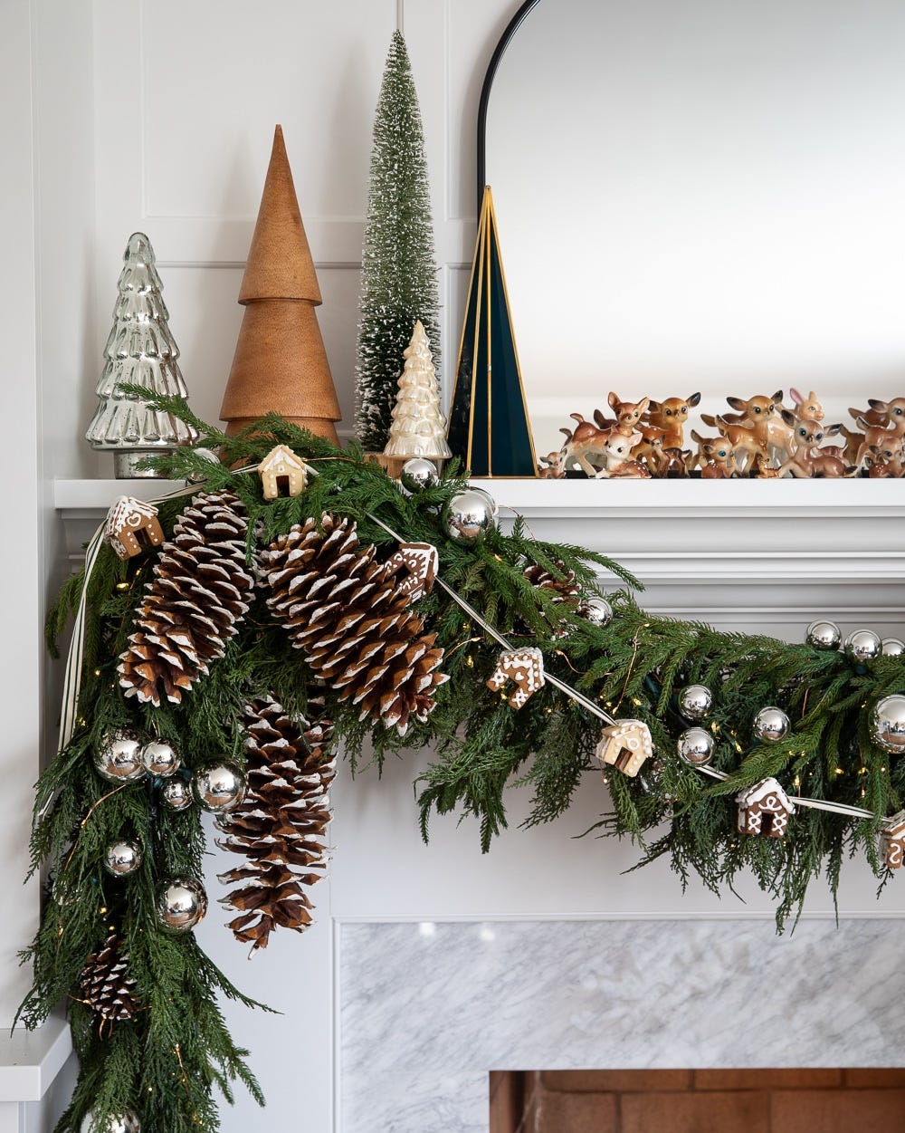 christmas decoration ideas gingerbread house garland