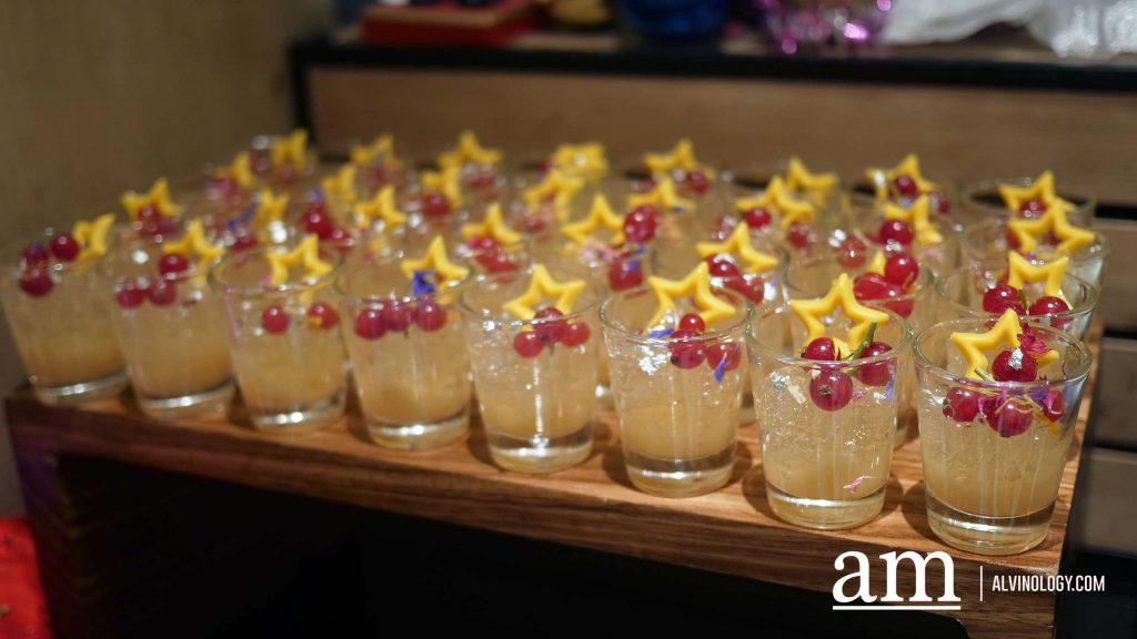 [REVIEW] From Christmas Snickers Cake to Live Grills, Your Ultimate Holiday Feast Awaits at Oscar's at Conrad Singapore Marina Bay - Alvinology