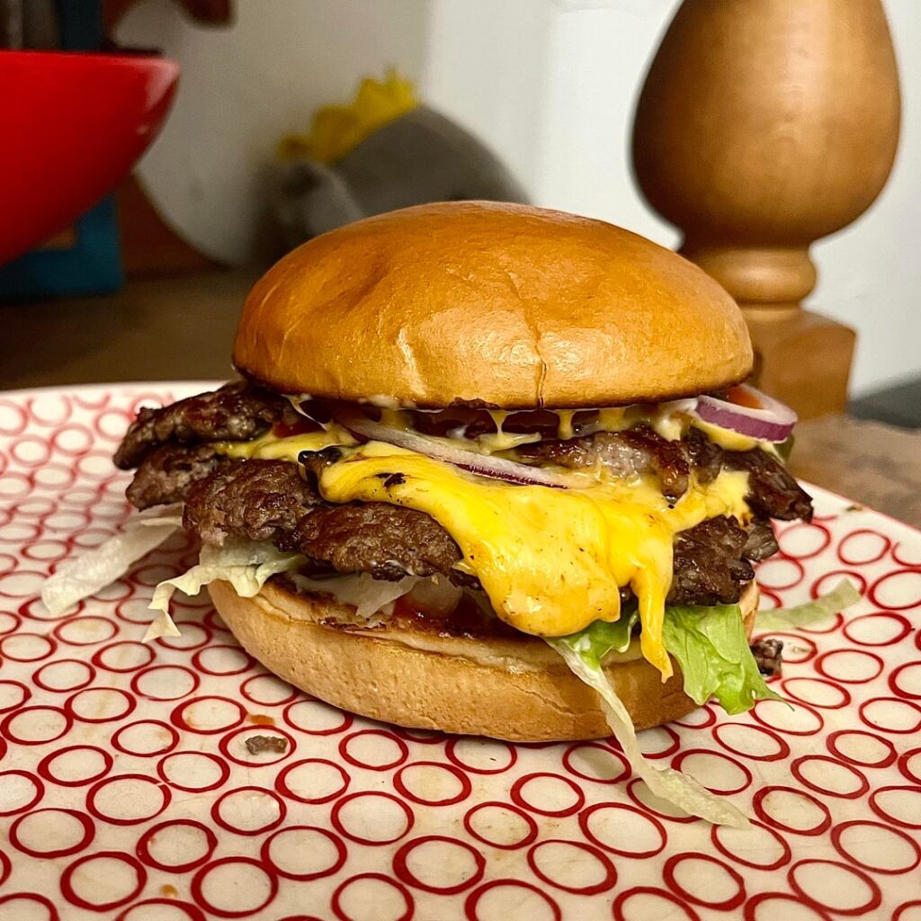 Simple smash burgers