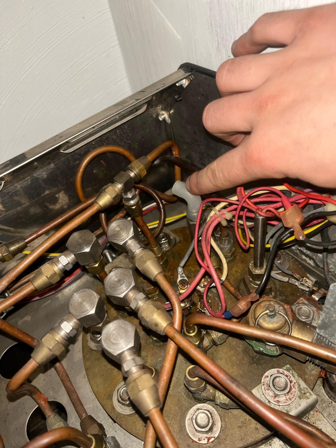 Expressimo grindmaster machine leaking! Expressimo grindmaster machine leaking!