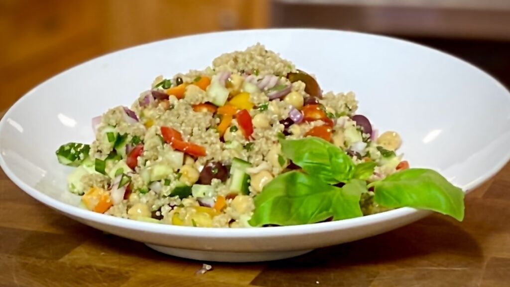 Mediterranean Quinoa Salad recipe | Cooking with Styles