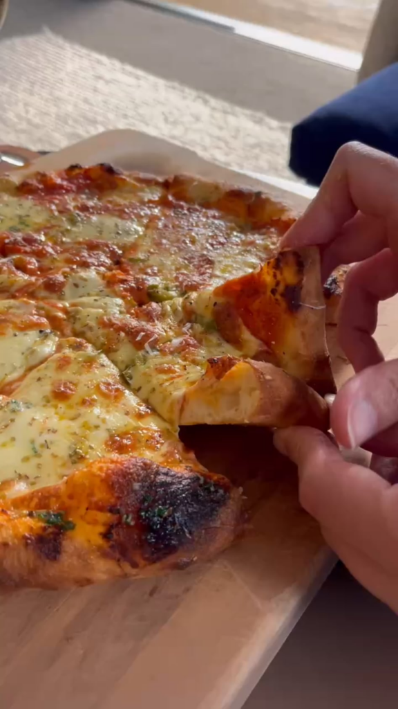 3 cheese and some garlic butter = a good Friday night