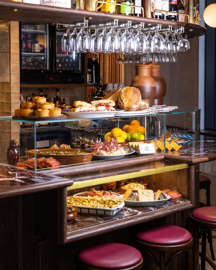 deux freres circular quay sydney restaurant