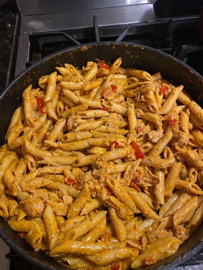 🍝 Creamy Chicken Penne Pasta