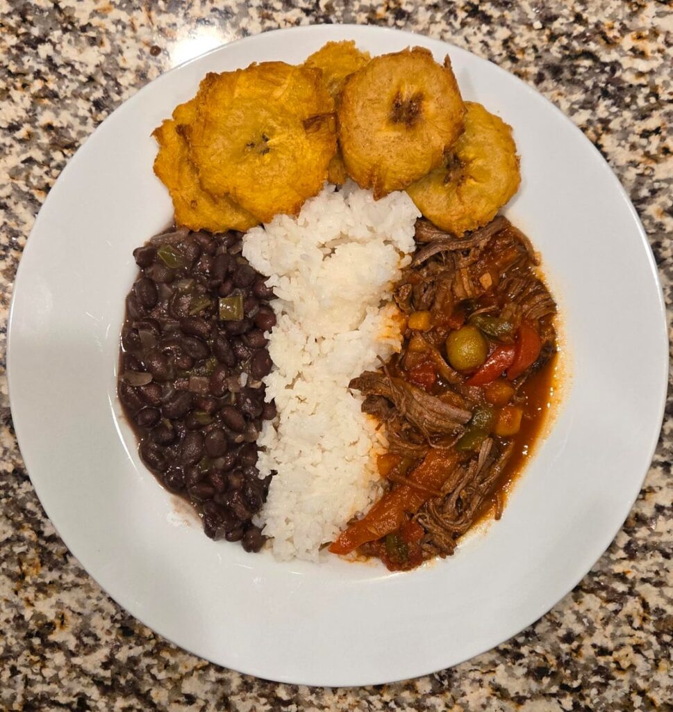 Made a Cuban feast! Ropa viejas, frijoles negros and tostones
