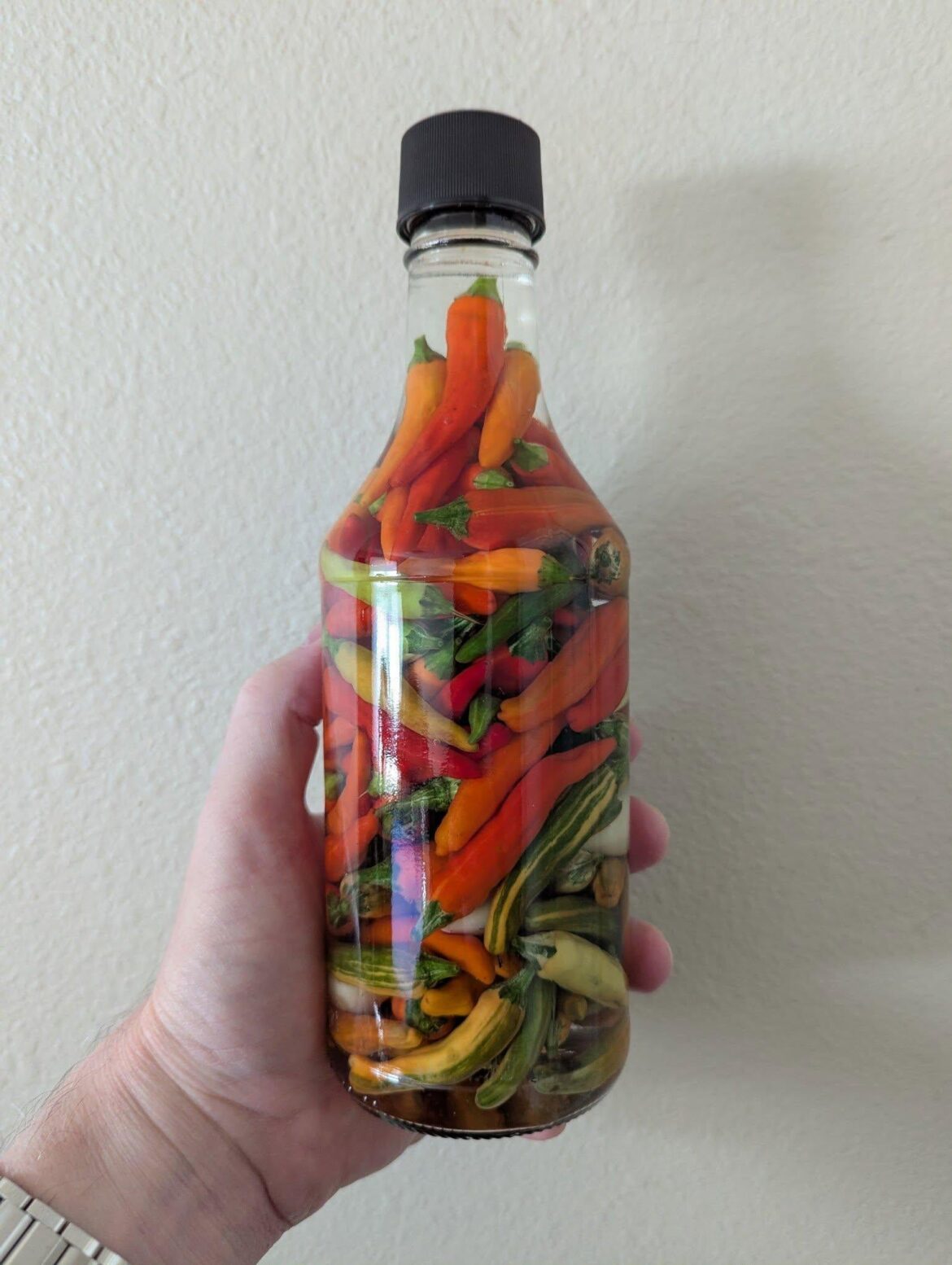 Hot pepper vinegar