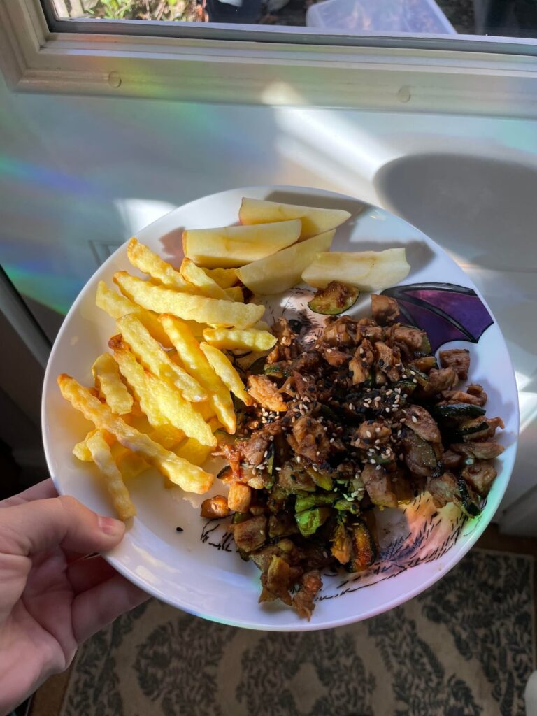 Today’s lunch: chicken stir fry with wavy fries, fruit and a sweet treat!