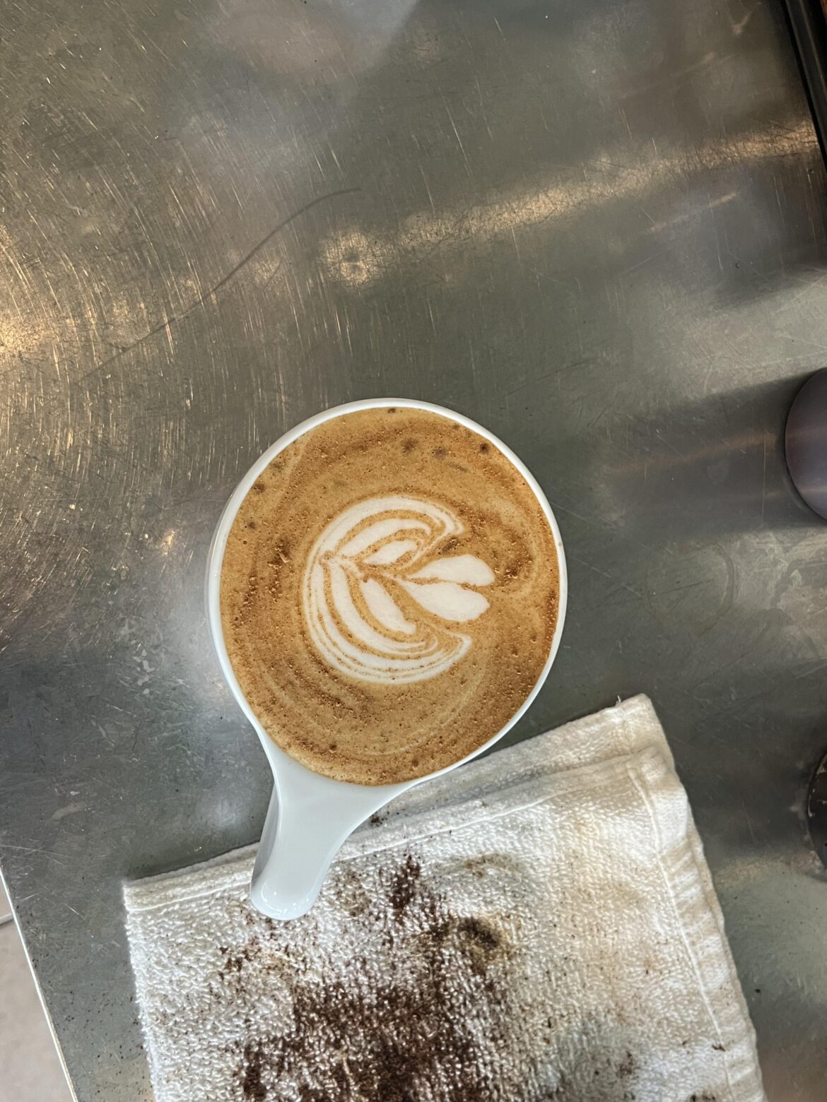 my favorite one I’ve ever made. honey + cinnamon w almond milk