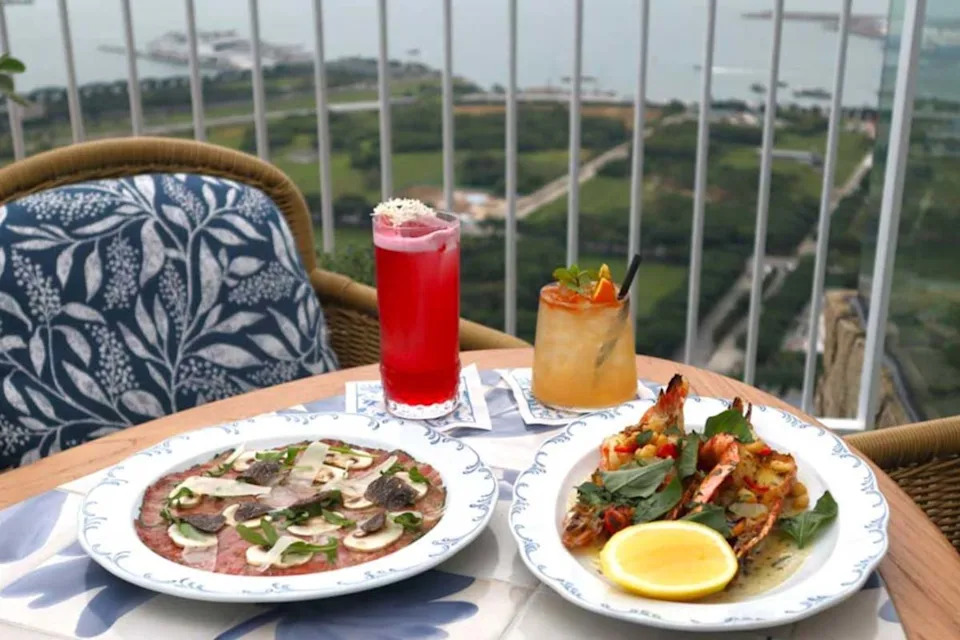 LAVO - food outdoors