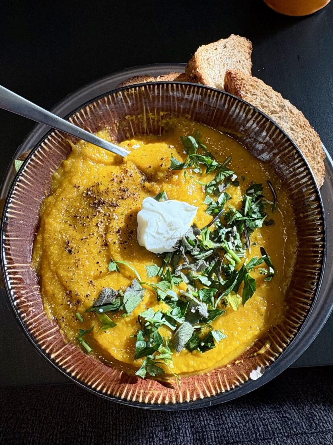 It’s Cold = Butternut Squash Soup