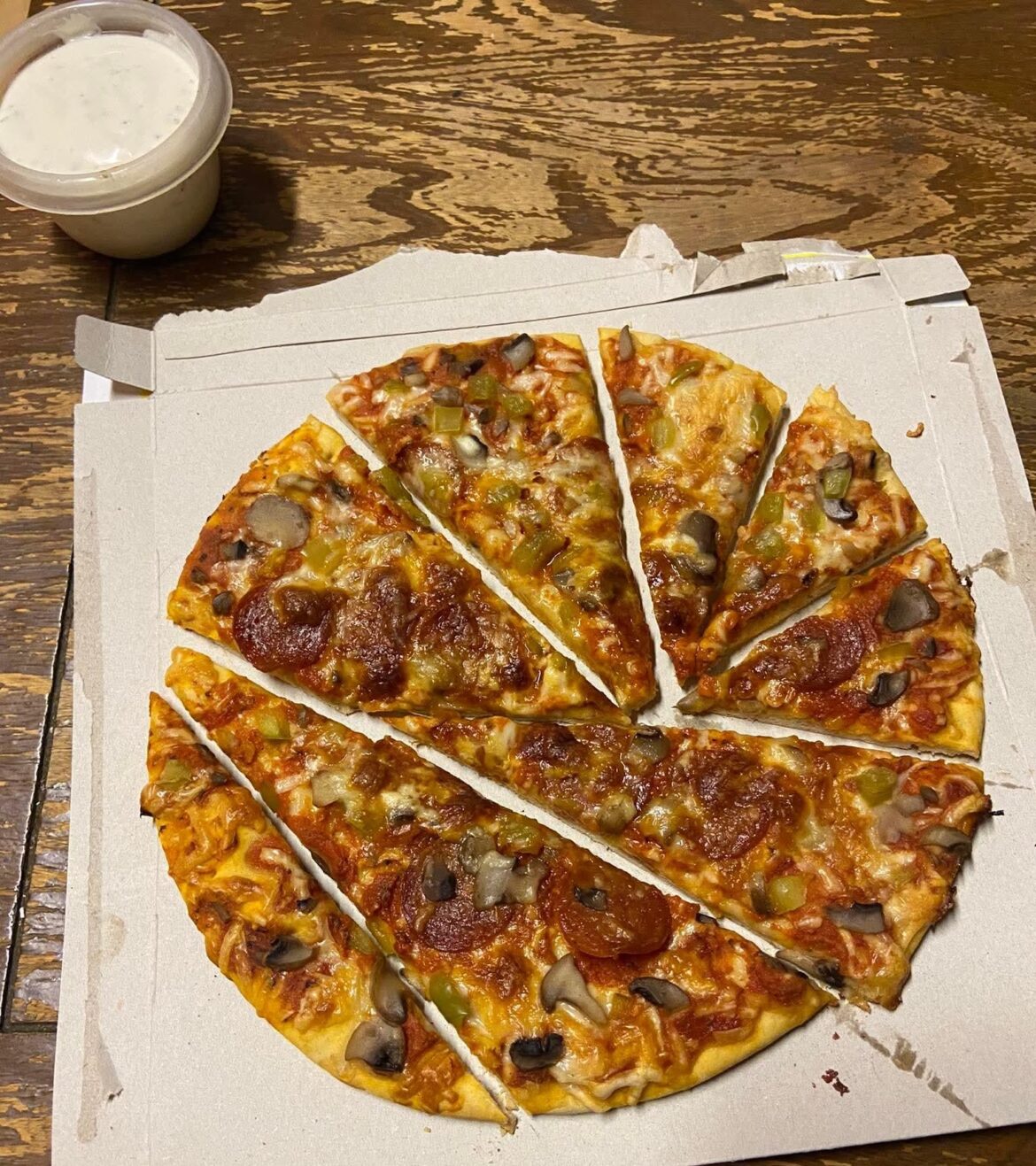 Who slices a pizza like this?!?