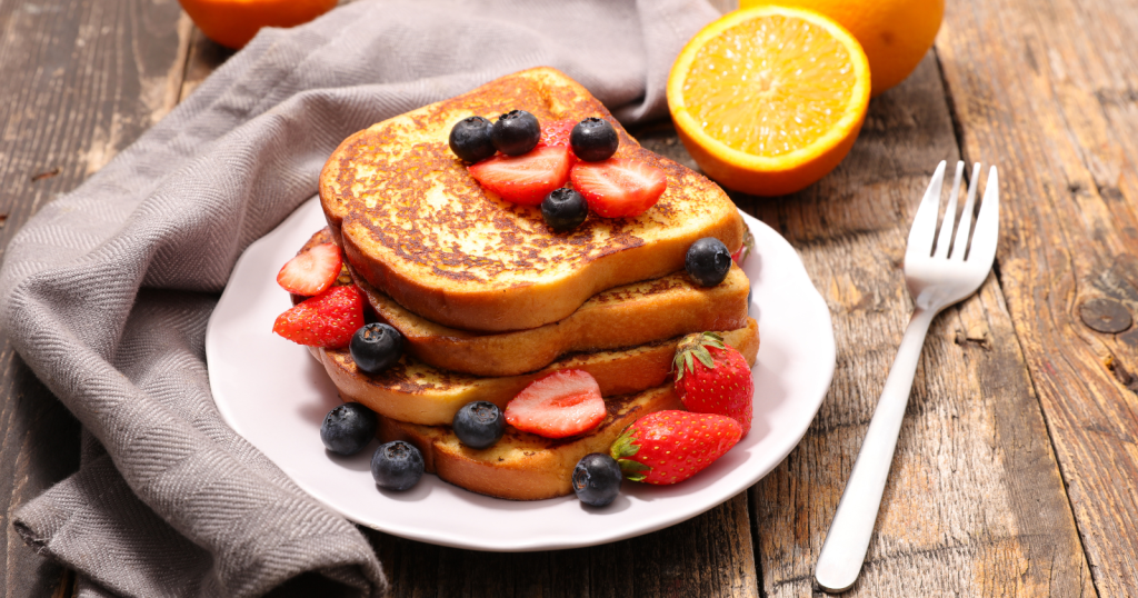 This golden vegan French toast makes brunch feel decadent again This golden vegan French toast makes brunch feel decadent again