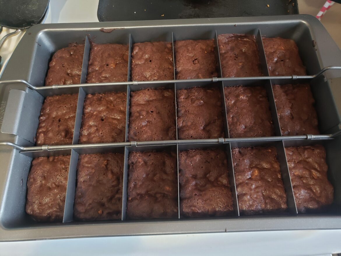 Made some brownies today! Used a new pan, comes with an inner pan that lifts up and dividers that separate the brownies as they bake! They came out in perfect squares!