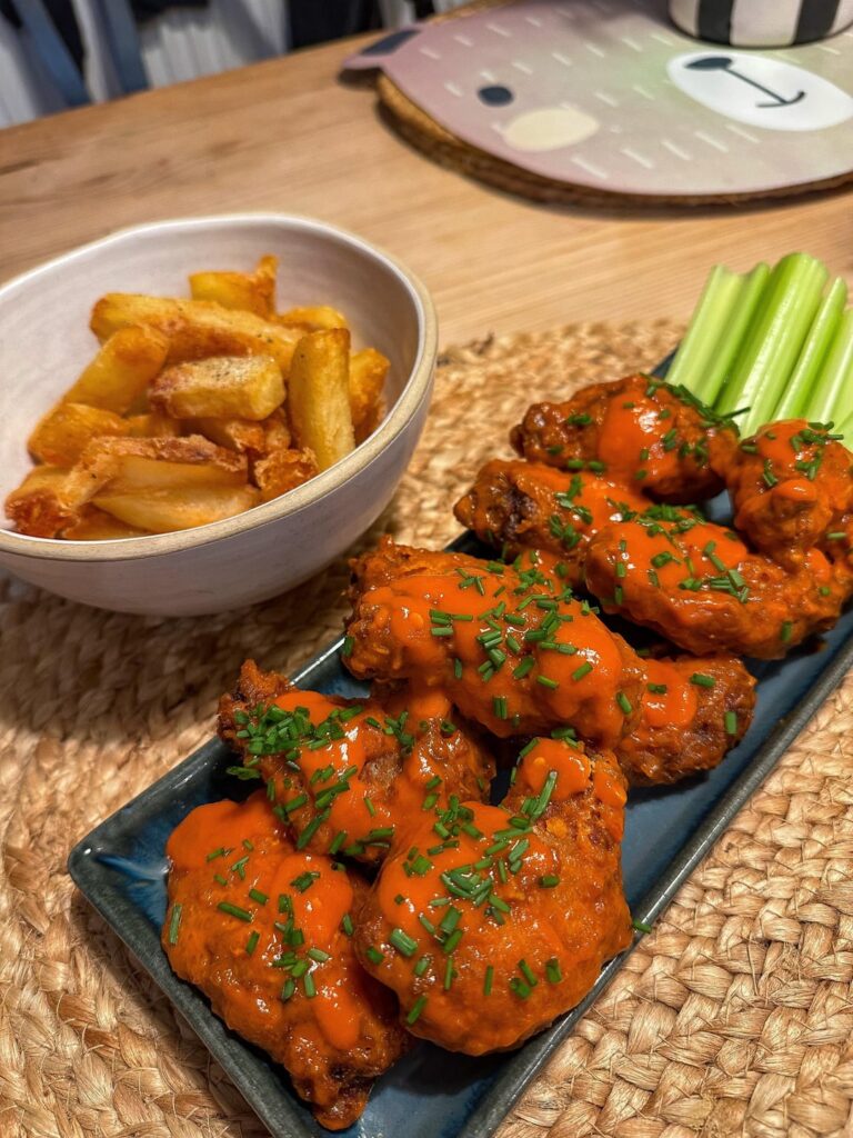 Buffalo wings and triple cooked chips